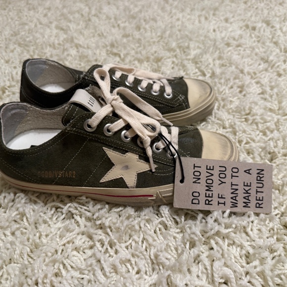 Olive Green Golden Goose - Picture 2 of 4